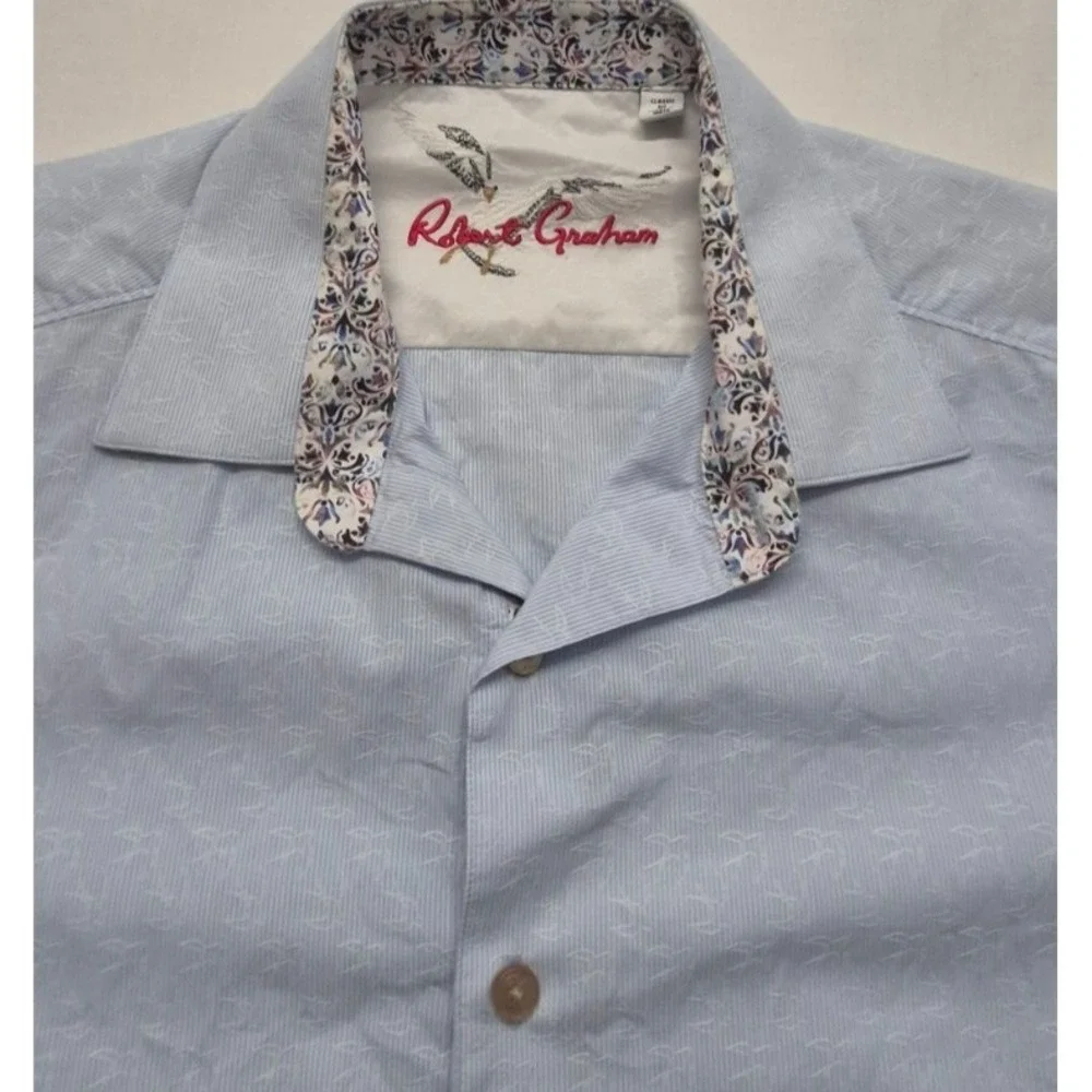 Robert Graham Classic fit men's white/blue strip bird pattern button up shirt LG